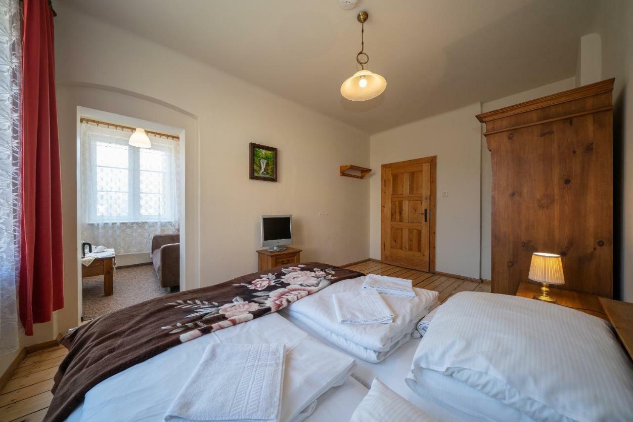 Jeleni Rog Bed & Breakfast *